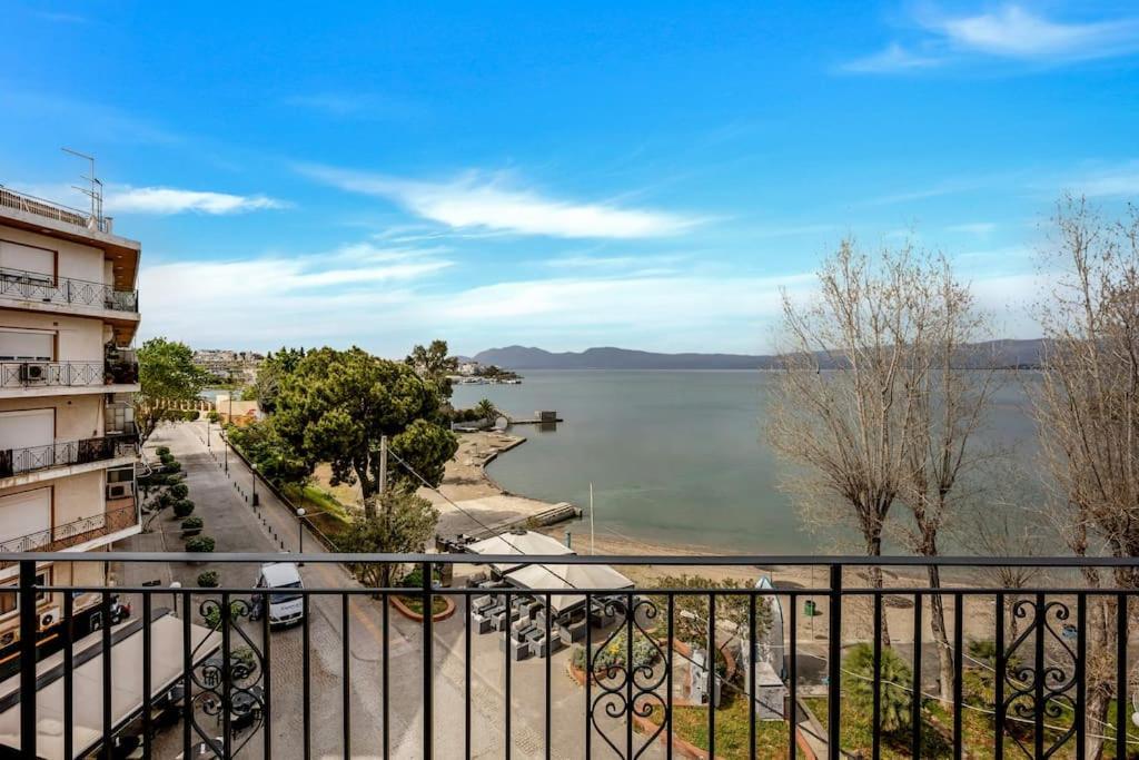 Bright Central Apartment With Splendid Sea View! Chalkís Extérieur photo