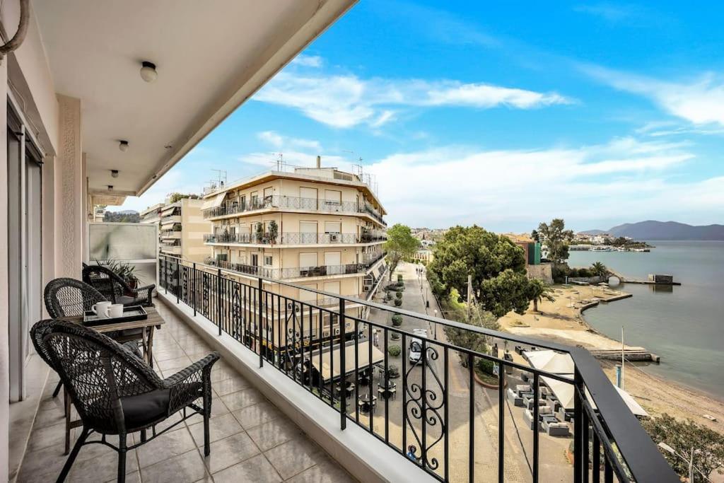 Bright Central Apartment With Splendid Sea View! Chalkís Extérieur photo