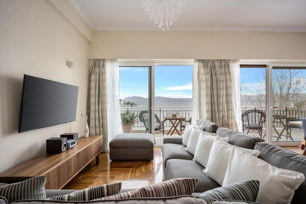 Bright Central Apartment With Splendid Sea View! Chalkís Extérieur photo